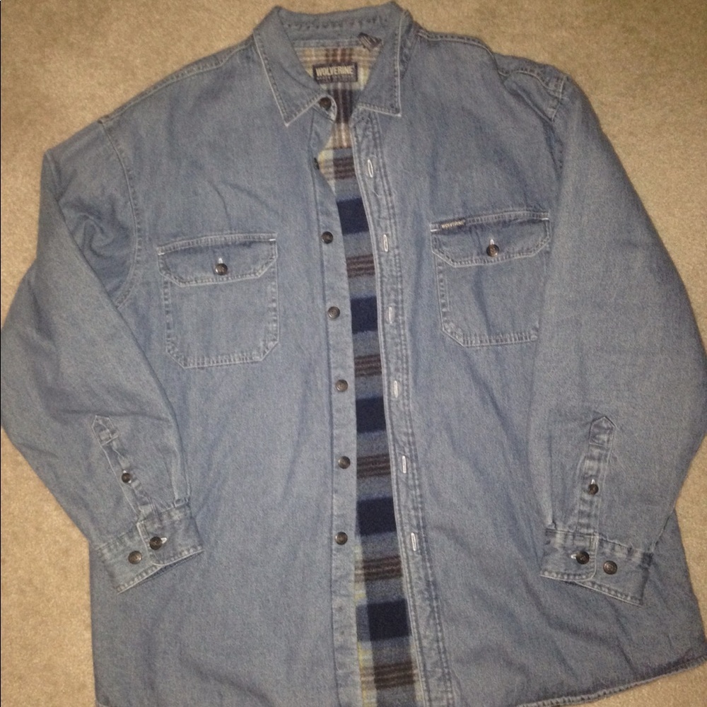 Denim shirt/jacket.